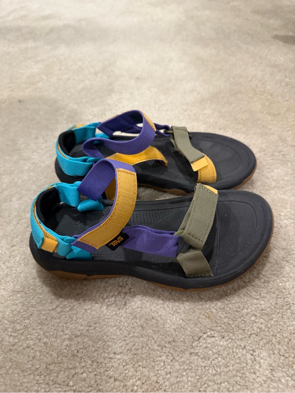 Women Tevas
